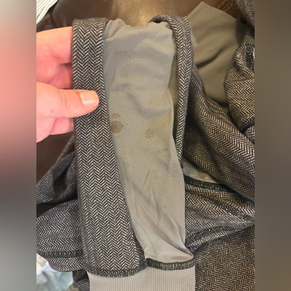 Lululemon Daily Practice Jacket - Picture 8 of 9